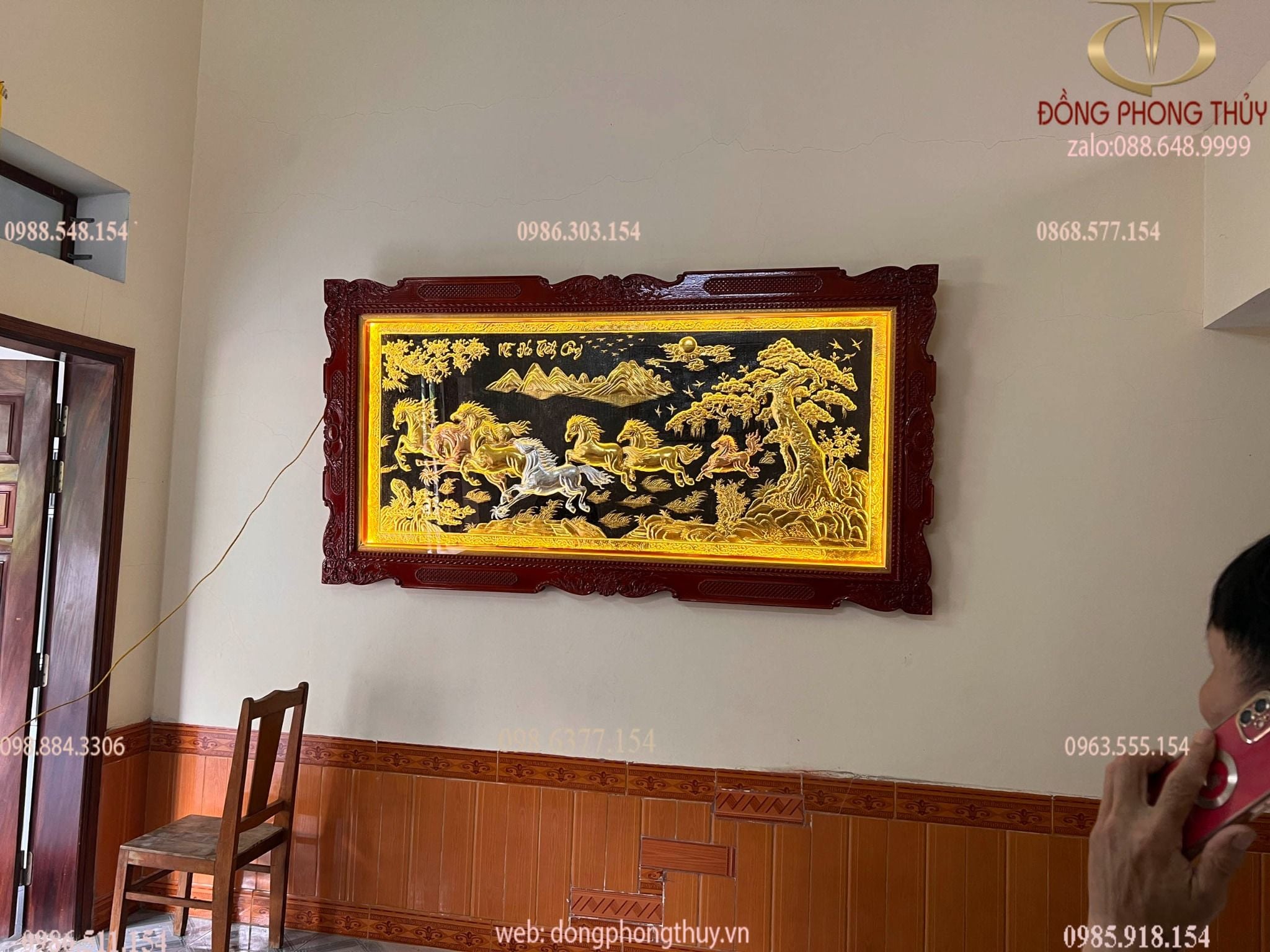 1m2*2m3 Tranh mã đáo thành công bằng đồng