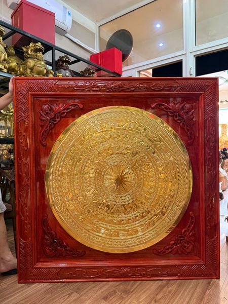 Tranh Trống đồng - mặt trống đồng 1m dát vàng 24k khung gỗ hương