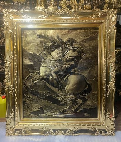 Tranh ngựa mạ vàng Napoleon vượt dãy AnPơ kích thước 1m22*1m39 dát vàng
