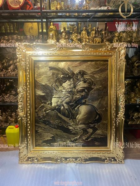 Tranh ngựa mạ vàng Napoleon vượt dãy AnPơ kích thước 1m22*1m39 dát vàng