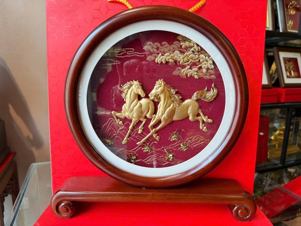 Tranh mã đáo thành công mạ vàng 24k 33x33cmx5,6cm