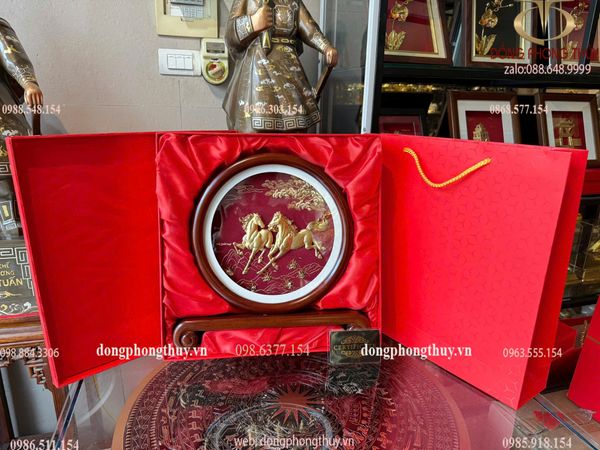 Tranh mã đáo thành công mạ vàng 24k 33x33cmx5,6cm