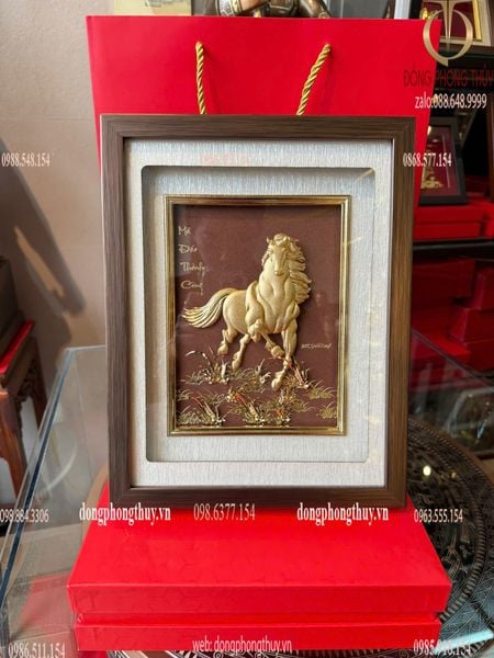 Tranh mã đáo thành công mạ vàng 24k 25x32cm