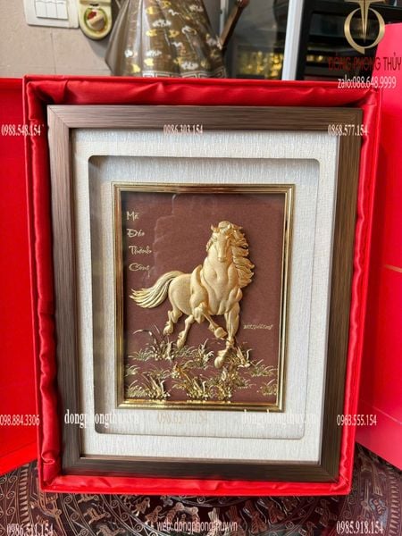 Tranh mã đáo thành công mạ vàng 24k 25x32cm