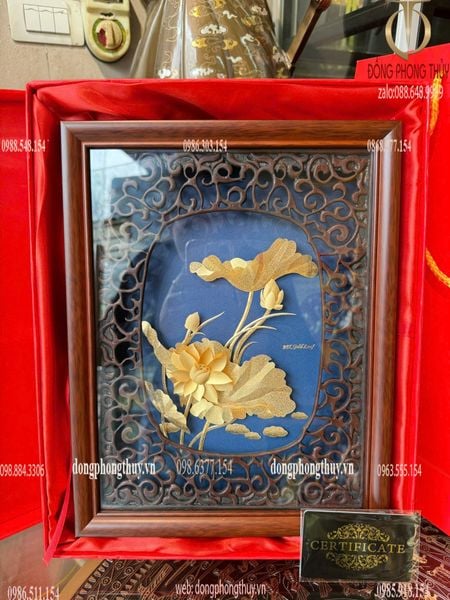 Tranh hoa sen mạ vàng 24k 25x32cm