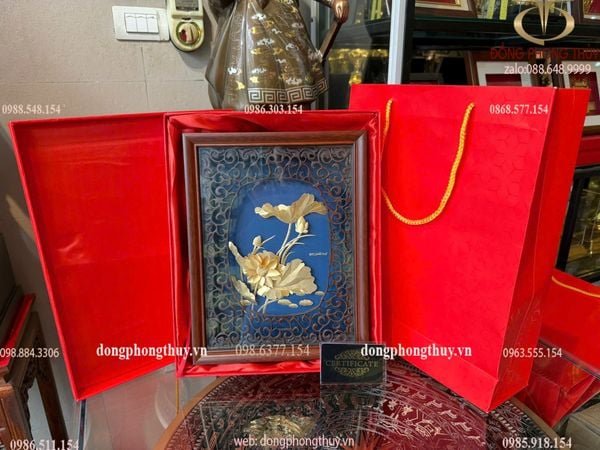 Tranh hoa sen mạ vàng 24k 25x32cm