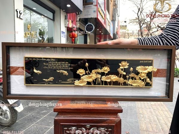 Tranh hoa sen mạ vàng 24k 29x87cm - tranh cá chép hoa sen