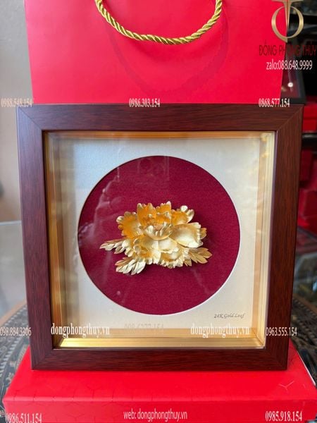 Tranh hoa hồng bằng đồng mạ vàng 24k 20x20cm