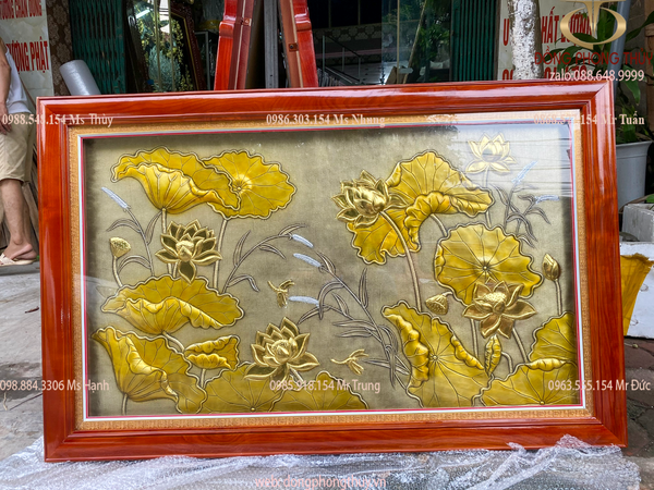 Tranh hoa sen mạ vàng 1m39*88cm
