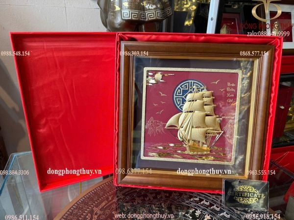 Quà tặng mạ vàng: Tranh thuyền buồm  mạ vàng 24k 30x30cm