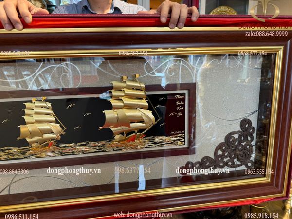 Tranh thuyền buồm mạ vàng 24k 48x108cm