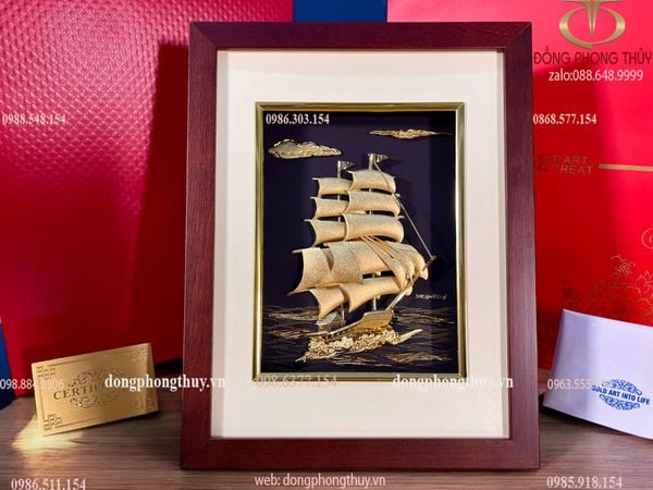 Tranh thuyền buồm mạ vàng 25*32