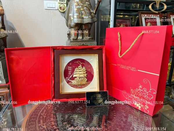 Quà tặng doanh nghiệp: tranh thuyền buồm mạ vàng 24k 20x20cm