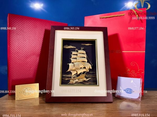 Tranh thuyền buồm mạ vàng 25*32