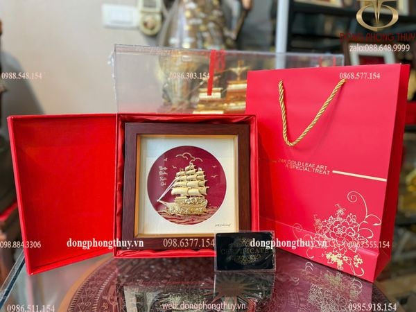 Quà tặng doanh nghiệp: tranh thuyền buồm mạ vàng 24k 20x20cm