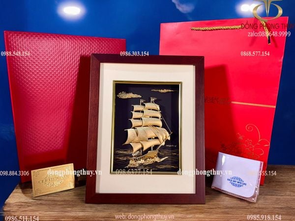 Tranh thuyền buồm mạ vàng 25*32