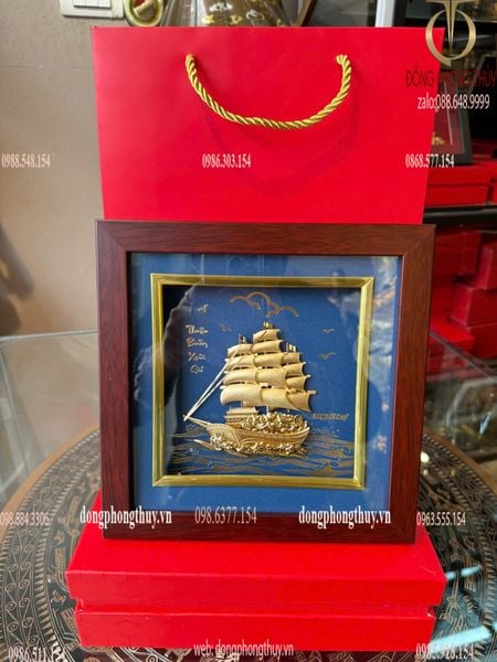 Quà tặng mạ vàng: Tranh thuyền buồm mạ vàng 24k 20x20cm