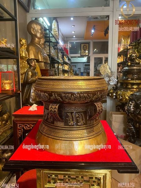 Quả trống đồng Đông Sơn đường kính 35cm hun nâu
