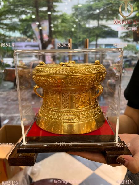 Quả trống đồng Đông Sơn 15cm dát vàng 24k