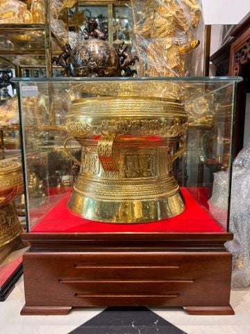 Trống đồng 40cm dát vàng 24K đôn hộp kính