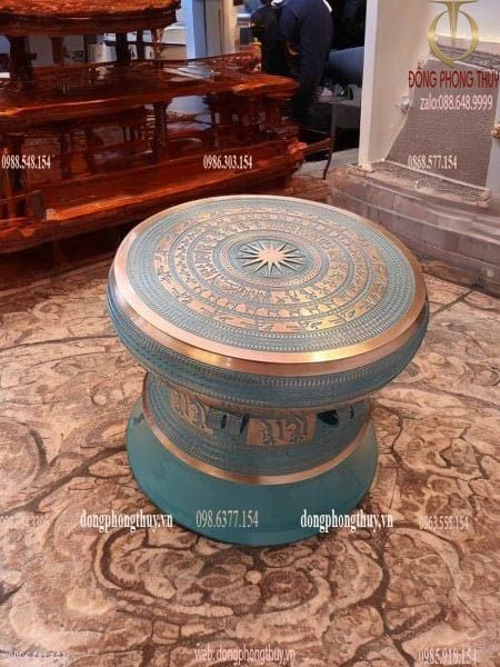 Trống đồng Đông Sơn ngọc lũ đồng đỏ giả cổ