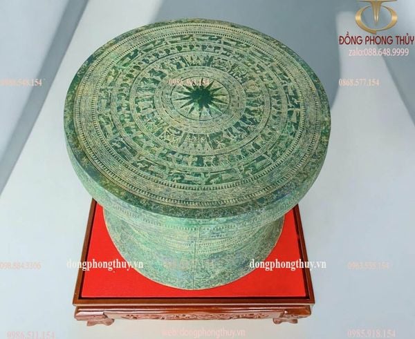 Trống đồng Đông Sơn ngọc lũ đồng đỏ giả cổ