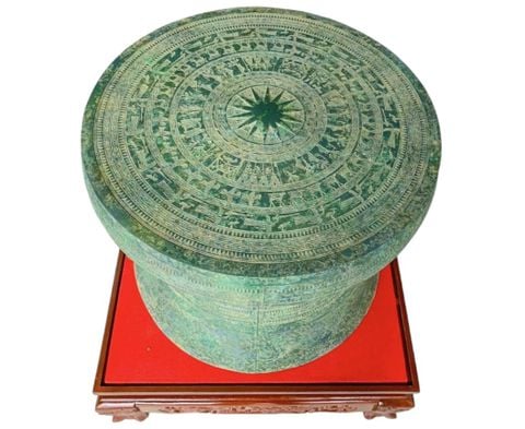 Trống đồng Đông Sơn Ngọc Lũ lớp gỷ đồng giả cổ bằng đồng đỏ