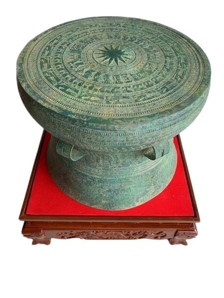 Trống đồng Đông Sơn Ngọc Lũ lớp gỷ đồng giả cổ bằng đồng đỏ