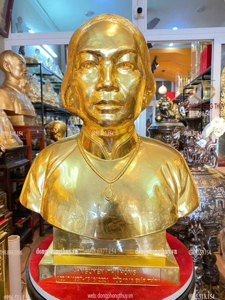 Tượng chân dung đẹp