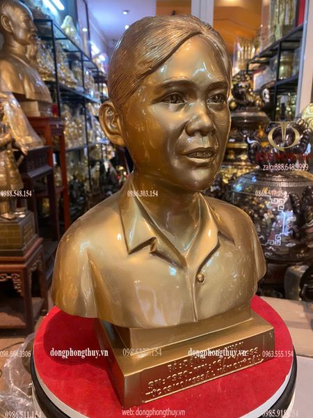 Tượng chân dung bằng đồng cao 38cm