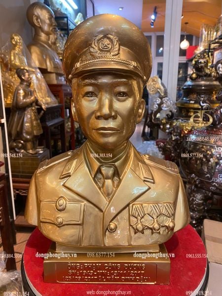 Tượng chân dung bằng đồng cao 38cm