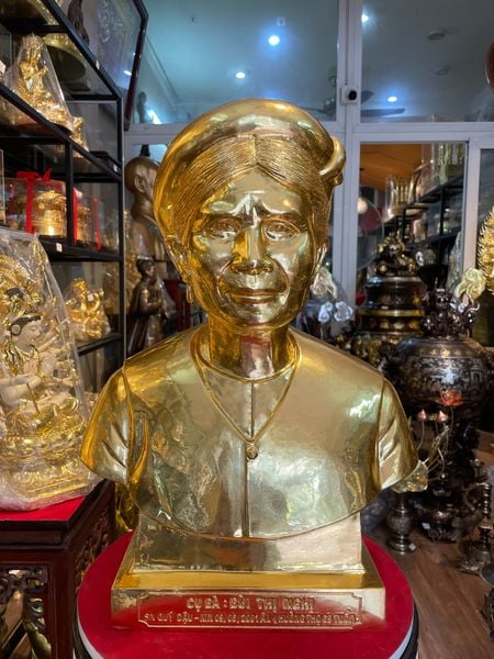 Tượng truyền thần dát vàng 24K