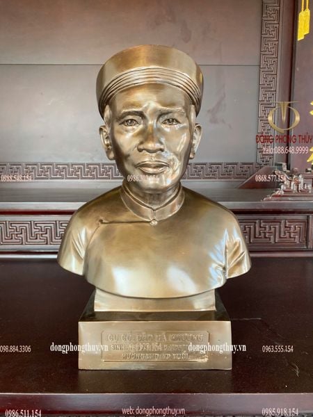 Tượng truyền thần bằng đồng đỏ