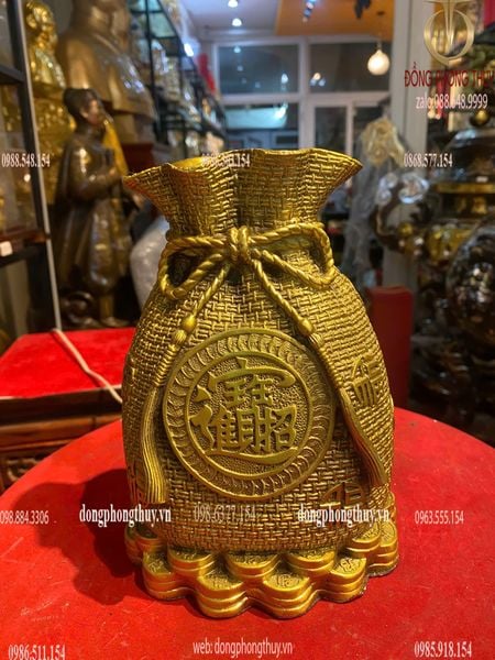 Túi tiền tài lộc bằng đồng Cao 21 ngang 15.5cm sâu 11.5cm nặng 1.9kg