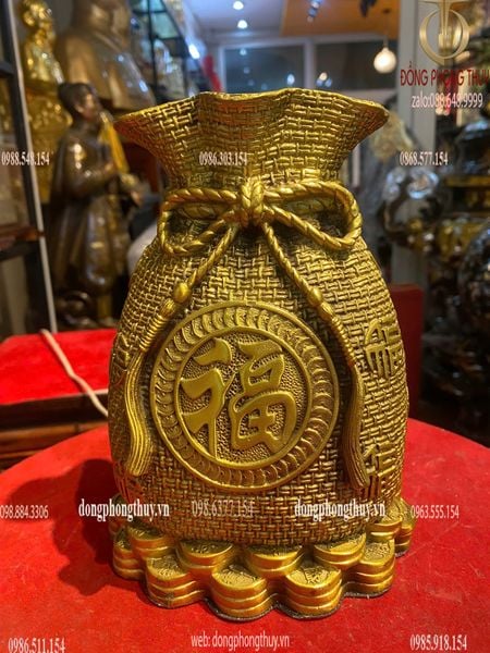 Túi tiền tài lộc bằng đồng Cao 21 ngang 15.5cm sâu 11.5cm nặng 1.9kg