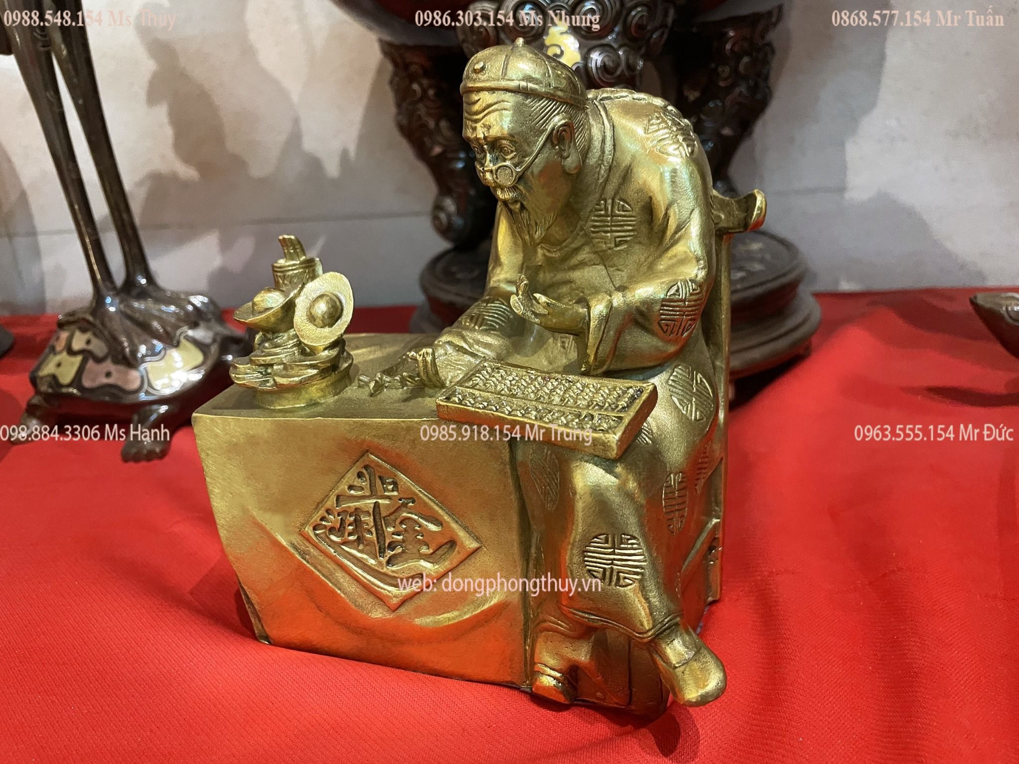 TƯỢNG QUẢN GIA BẰNG ĐỒNG CAO 17CM NGANG 14CM NẶNG 1,1KG