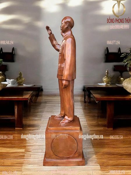 Tượng Bác Hồ 90cm nặng 35kg đồng đỏ màu ửng đỏ da lươn cánh dán