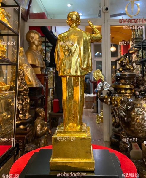 Tượng Bác Hồ đứng cao 37cm dát vàng nano