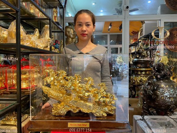 Tượng bát mã truy phong dát vàng 24k