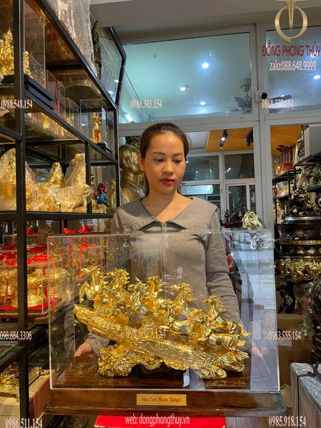 Tượng bát mã truy phong dát vàng 24k