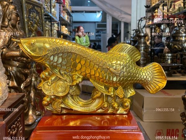 Tượng cá chép hóa rồng bằng đồng vàng