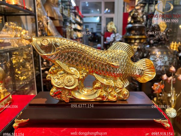 Tượng cá dát vàng 24k cao 13,dài 25, sâu 5 nặng 1,2kg