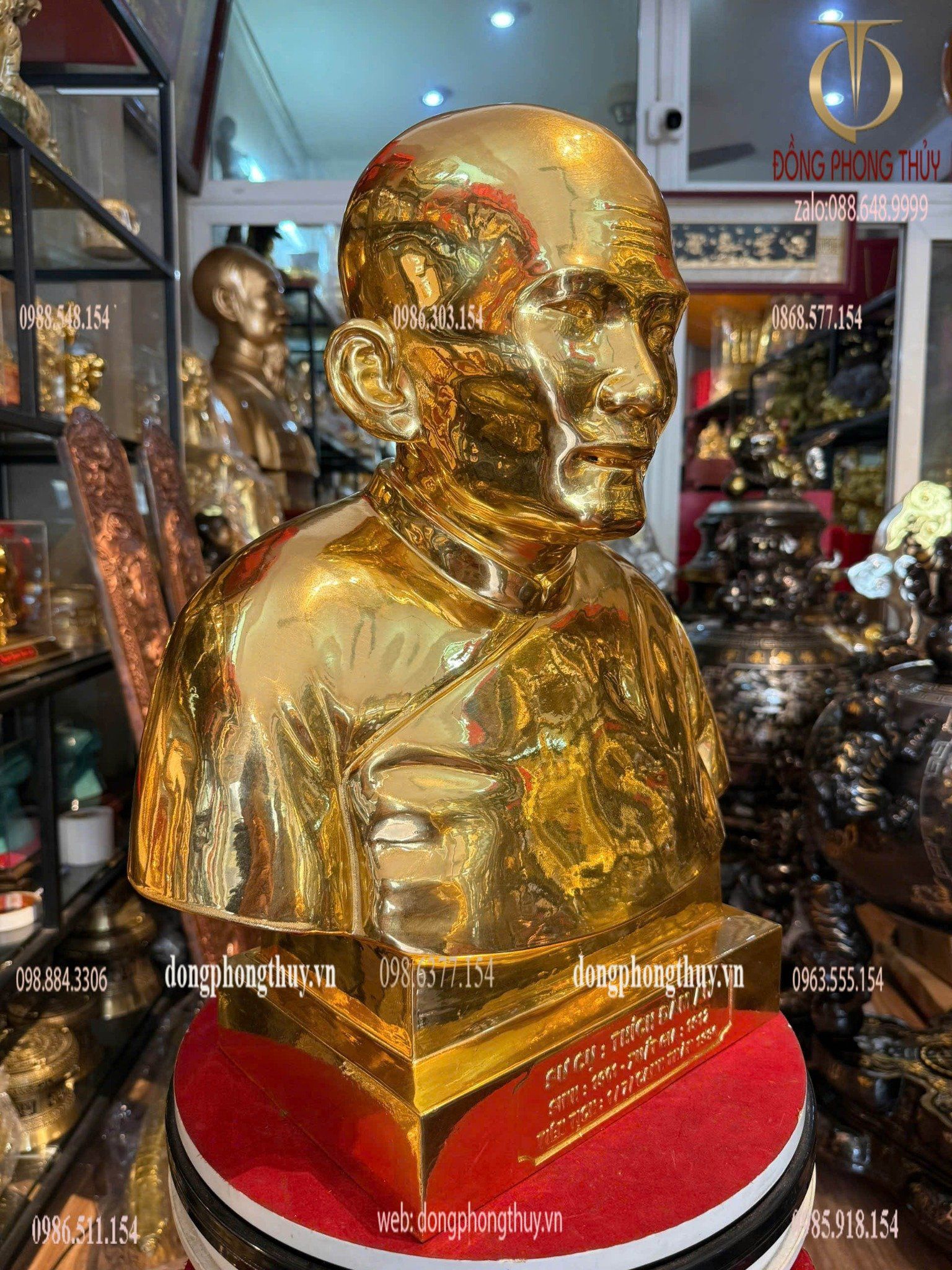 Tượng chân dung truyền thần dát vàng 24k