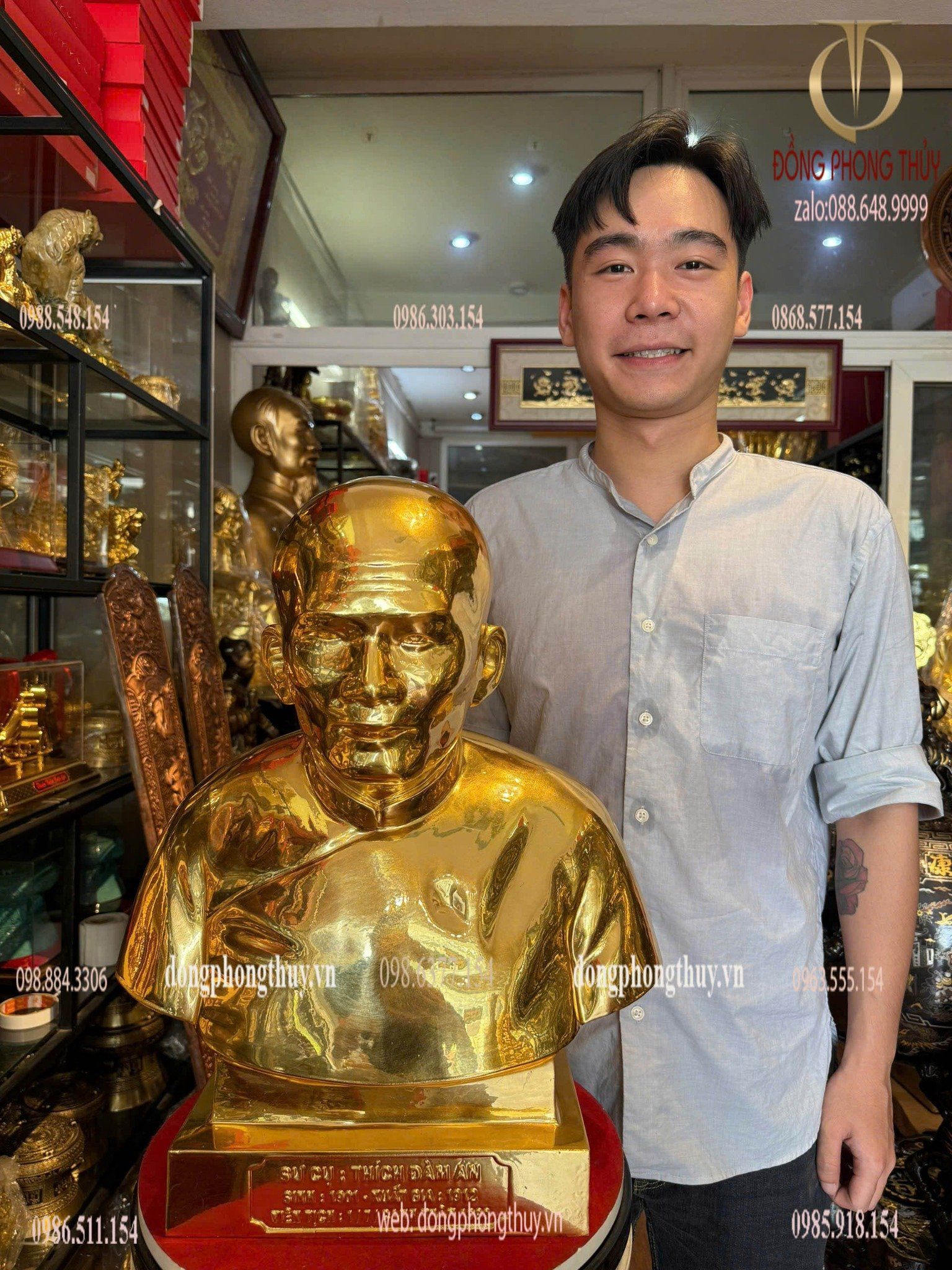 Tượng chân dung truyền thần dát vàng 24k