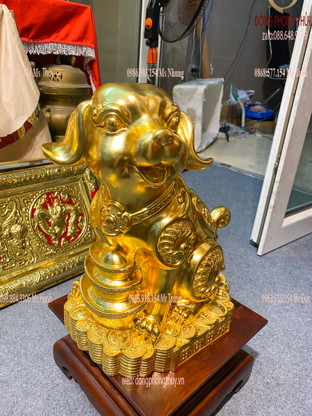Tượng chó phong thủy dát vàng 24k
