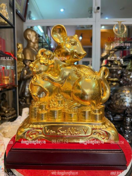 Tượng chuột chữ Việt dát vàng 24k cao 27cm nặng 5kg