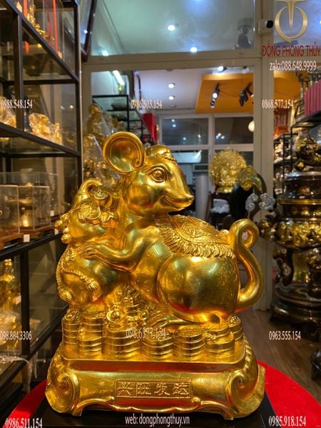 Tượng chuột dát vàng 24k