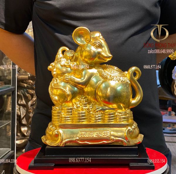 Quà tặng mạ vàng: Tượng chuột dát vàng 24k