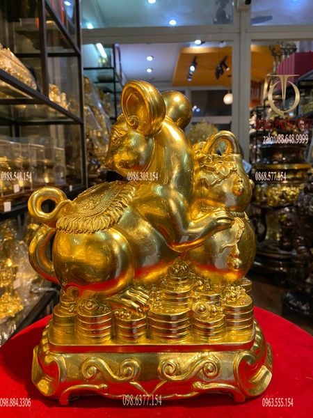 Quà tặng mạ vàng: Tượng chuột dát vàng 24k