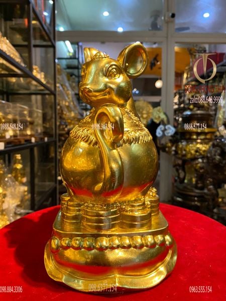 Quà tặng mạ vàng: Tượng chuột dát vàng 24k